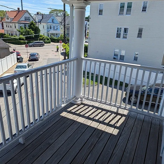 6 Violante St #2 — Photo 2