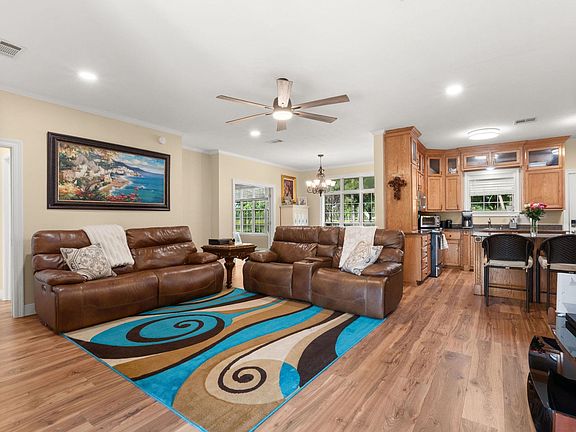 5th image of 2775 Stillwood Rd