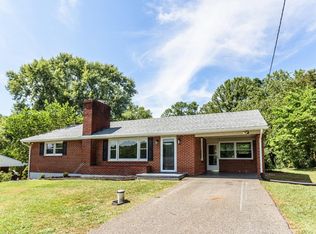 96 Lakeside Dr, Lynchburg, VA 24504
