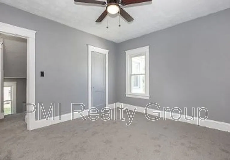 12203 Castlewood Ave — Photo 19