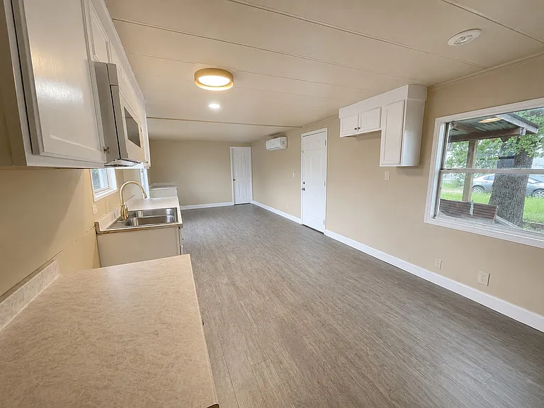 14 Frank Cir — Photo 5