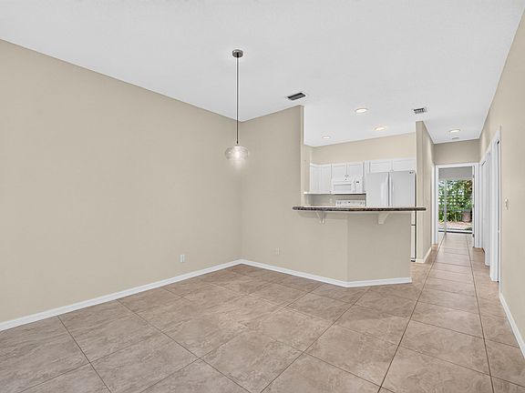 4th image of 506 Tyler Ave