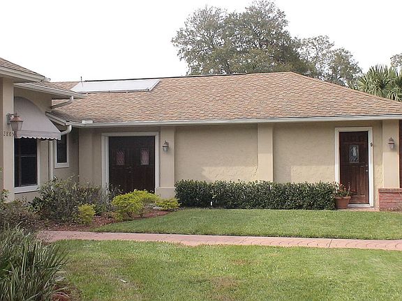 Side entrance to 4th bedroom
