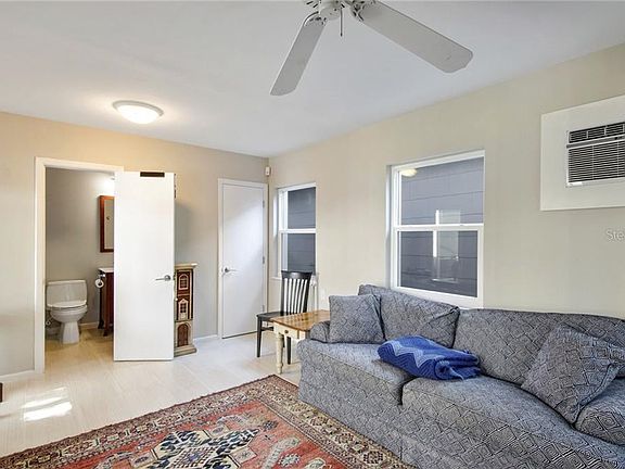 5th image of 2904 W Bayshore Ct