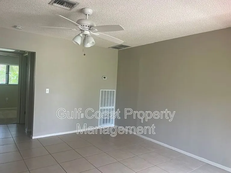 3551 Longmeadow — Photo 3