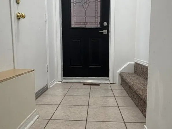 584 Doubletree Ln #Basement, Newmarket, ON L3X 2K6