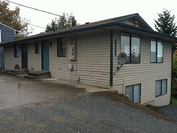 Duplex reverse townhome style