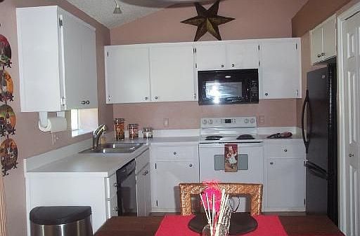 U-Shaped Kitchen
