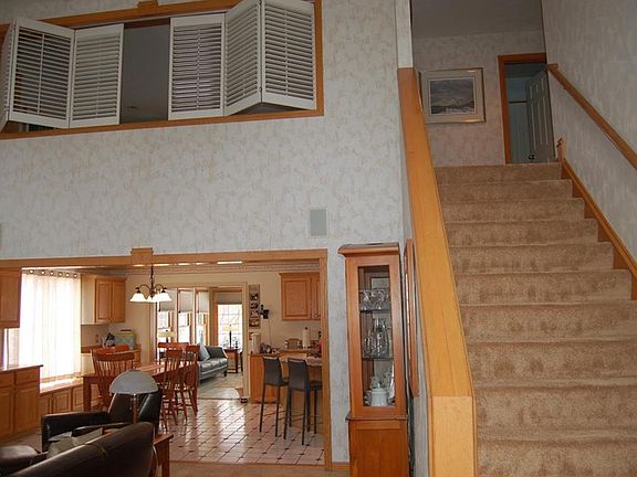 4th image of 6810 Rockport Ln