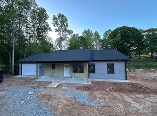 920 30th Avenue Dr NW #2, Hickory, NC 28601