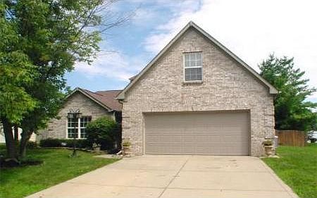1st image of 7906 Meadow Bend Dr