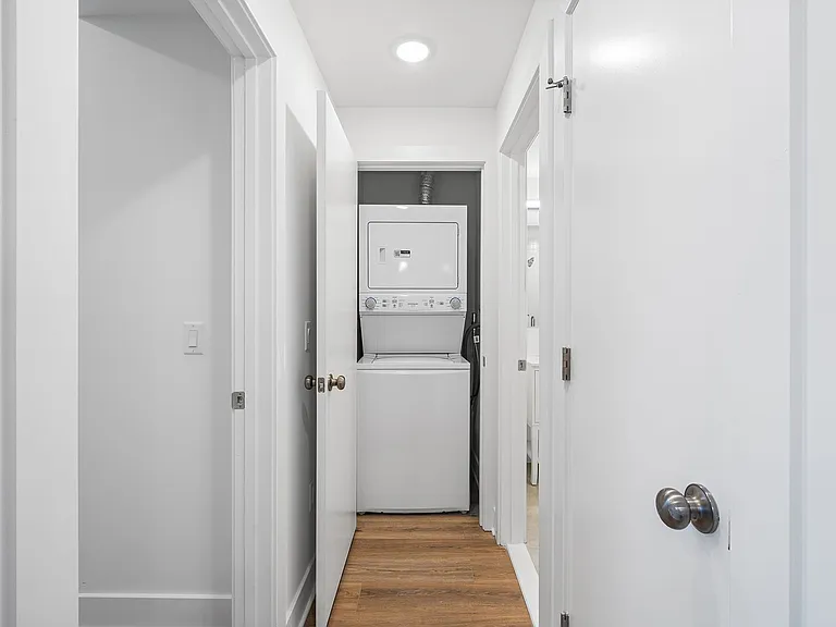 4324 Lancaster Ave — Photo 27