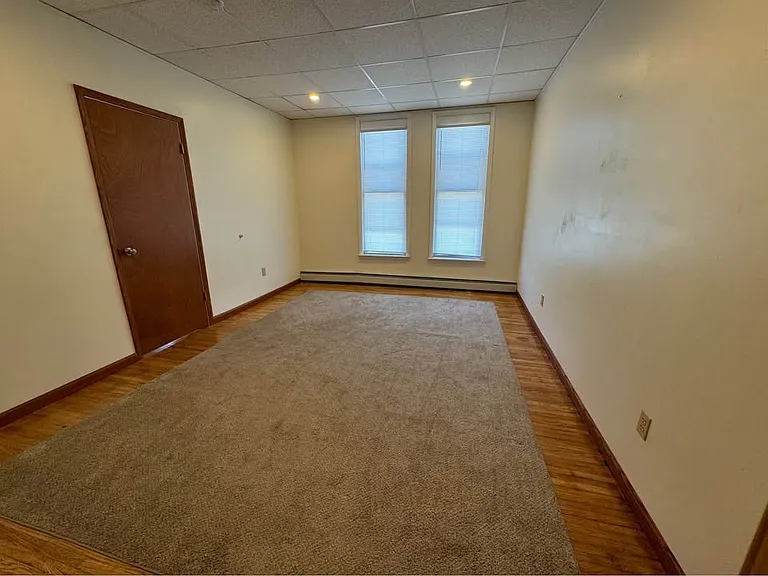 133 E Main St #1 — Photo 2