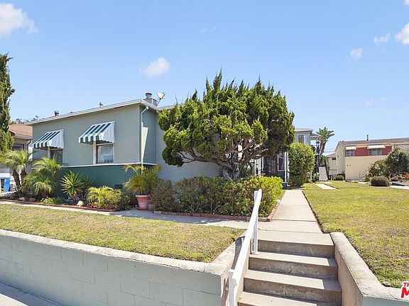 3rd image of 3608 S Centinela Ave