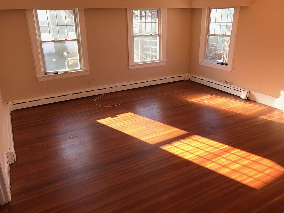 1st image of 274 Rich Ave #2F
