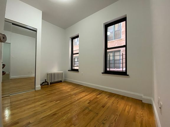 2nd image of 1642 Lexington Ave #2A