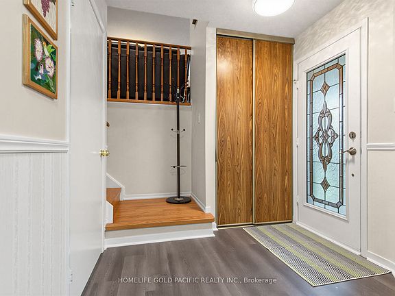 3rd image of 156 Ravenscroft Rd