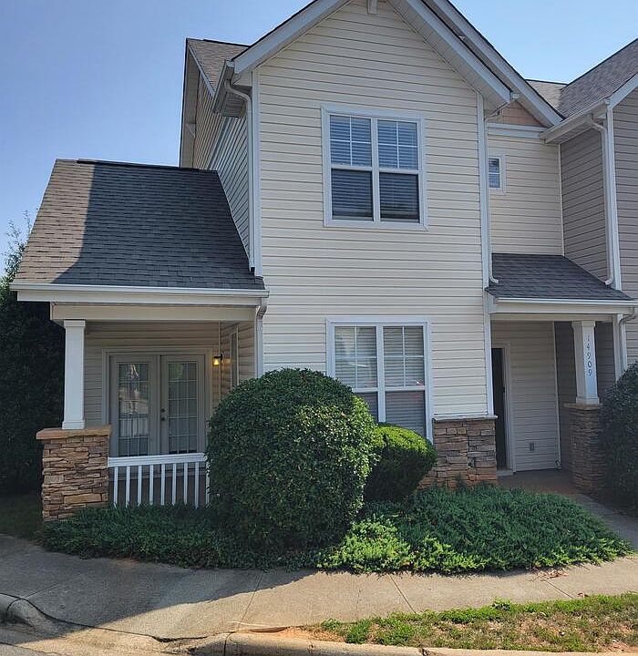 8842 Balsam Bay Rd, Charlotte, NC 28227 - Zillow
