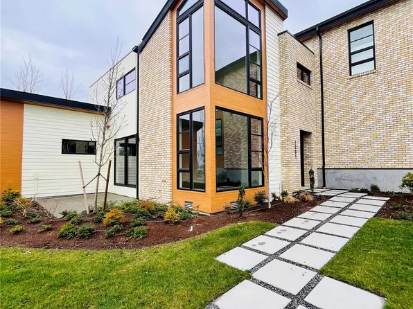 1301 Market Street, Kirkland, WA 98033