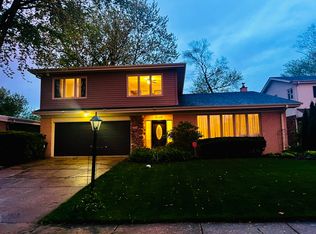 3752 Cherry Hills Dr, Flossmoor, IL 60422