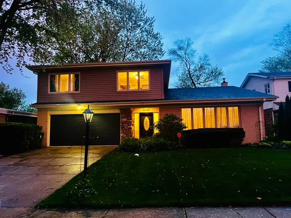 3752 Cherry Hills Dr, Flossmoor, IL 60422