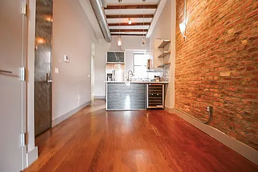 Rented by SCOUTBK.COM