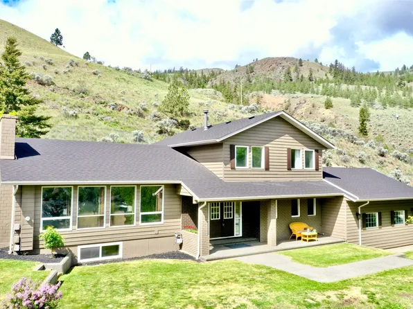 3084 Dohm Rd, Kamloops, BC V2B 7L8