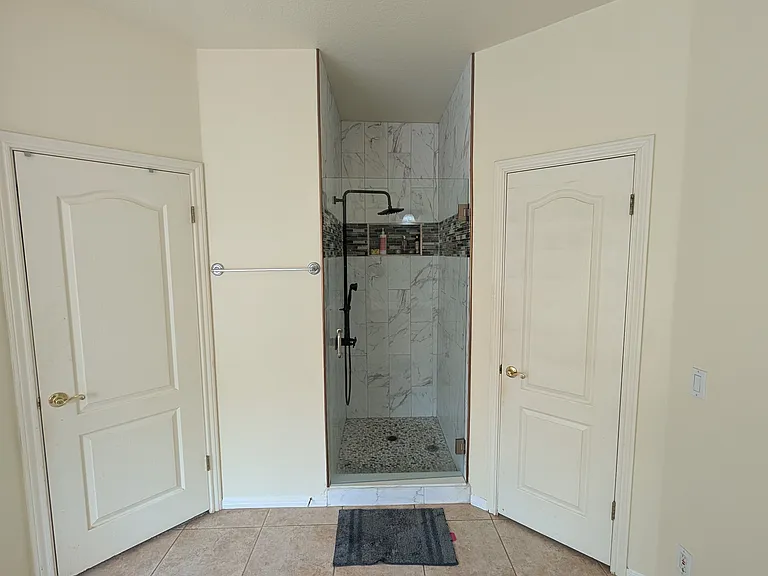9910 Jasmine Creek Dr — Photo 33