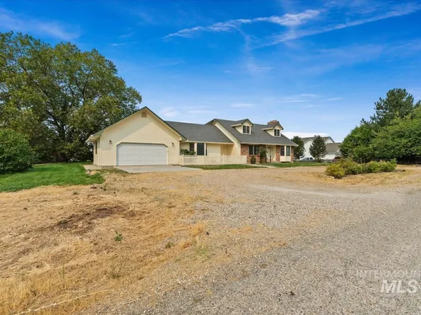 2781 Orchard Ln, Emmett, ID 83617