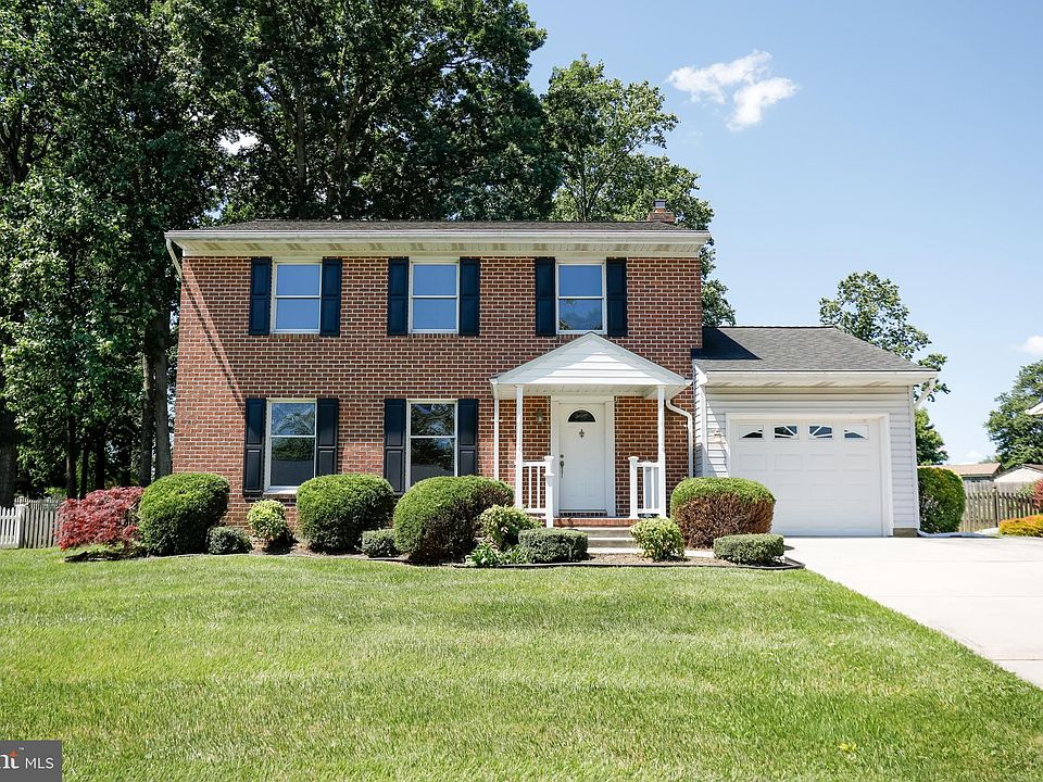 1st image of 838 Flintlock Dr