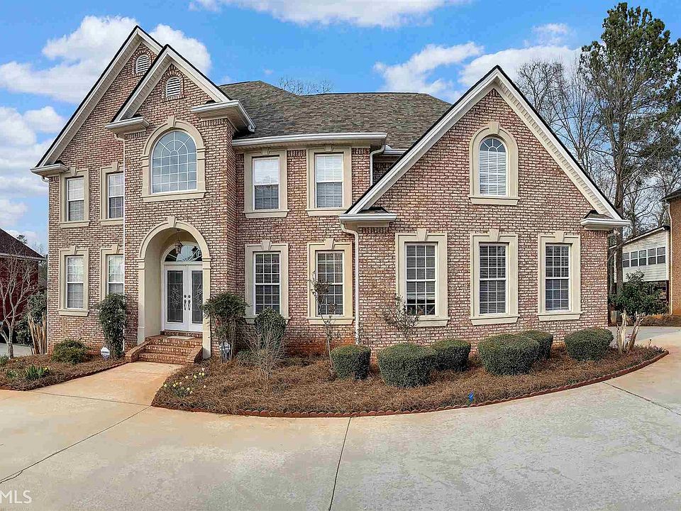 1st image of 2064 Evergreen Dr SE
