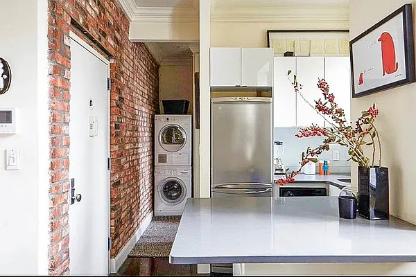 Rented by Dallien Realty Limited Liability Company | media 26