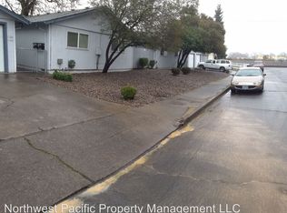 1140 18th St SE, Salem, OR 97302