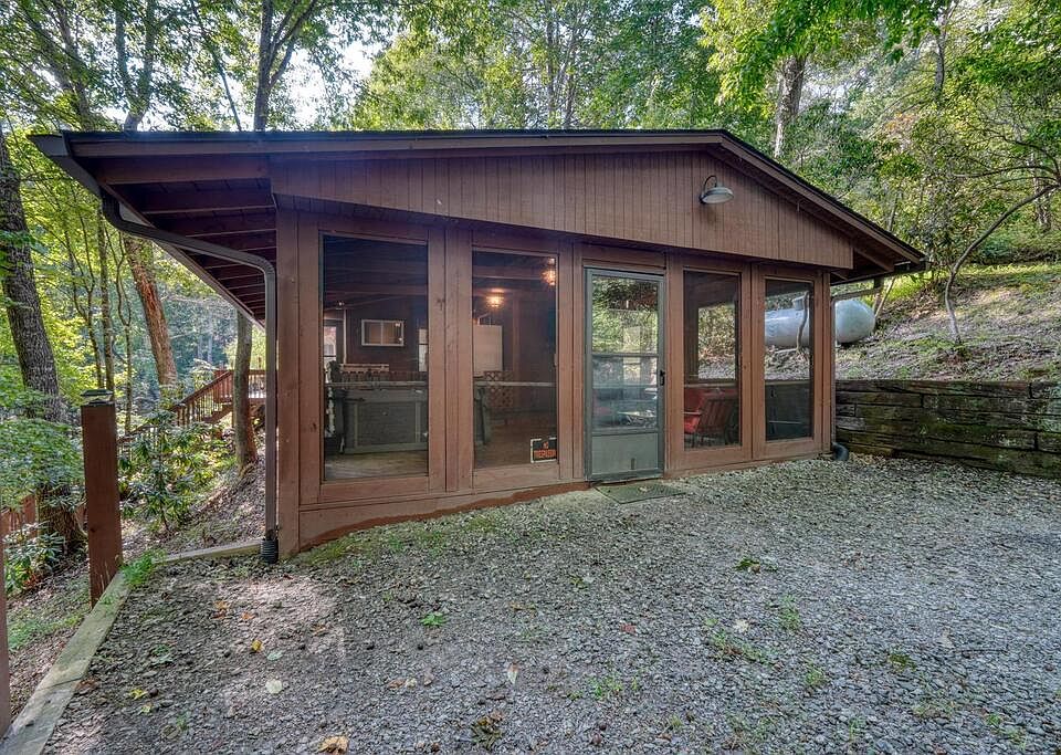 1st image of 4354 Wildcat Ln