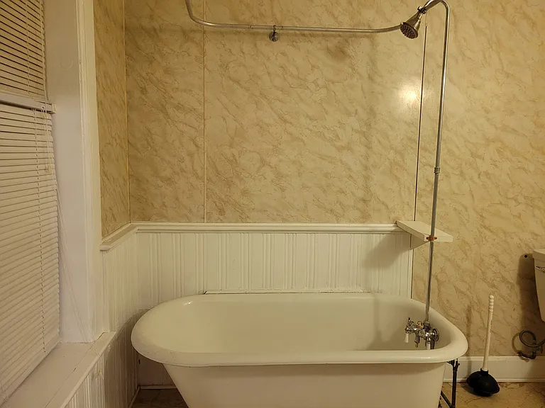 6 Riverside Ave #2 — Photo 9