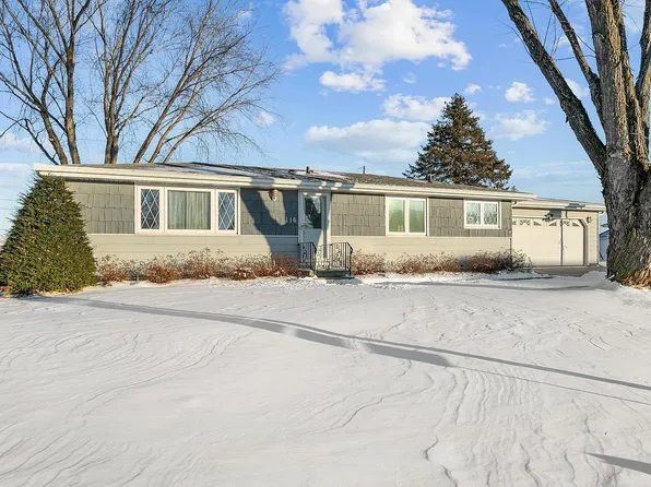 116 N 2nd St, Reedsville, WI 54230