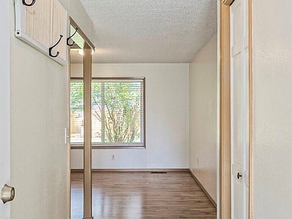 3rd image of 5208 Brentwood Drive SE