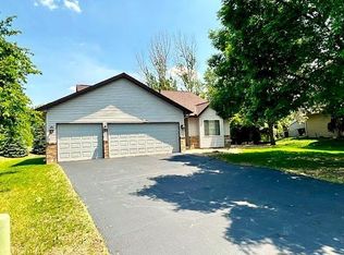 4405 Impatiens Ave N, Brooklyn Park, MN 55443