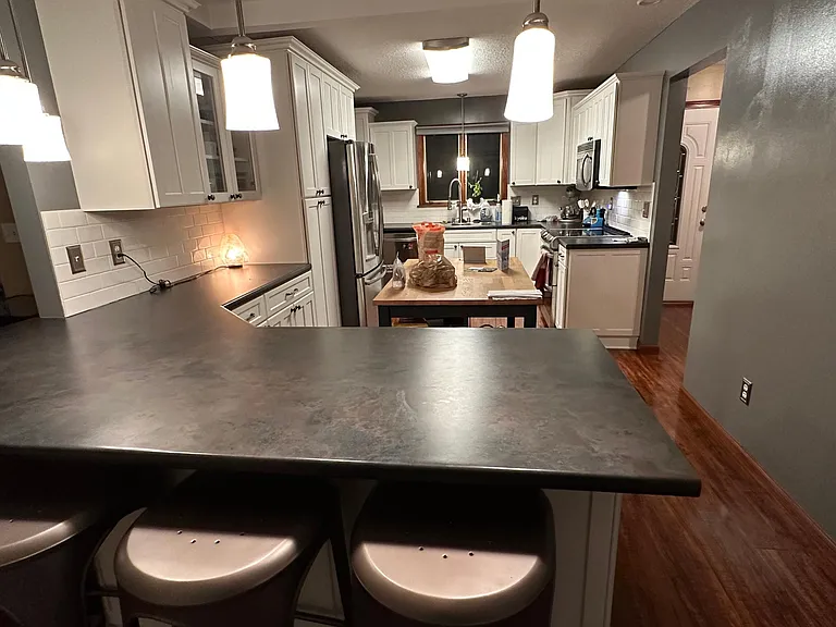 925 Sierra Ln NE — Photo 14