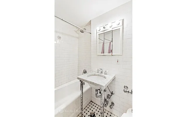 Rented by Douglas Elliman | media 9