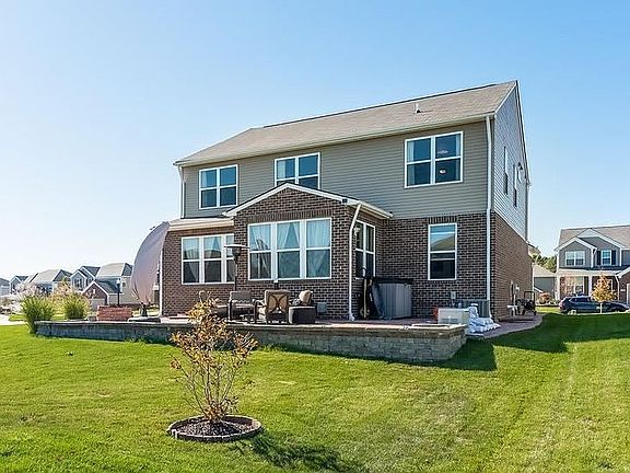 5th image of 29996 Macintosh Ln