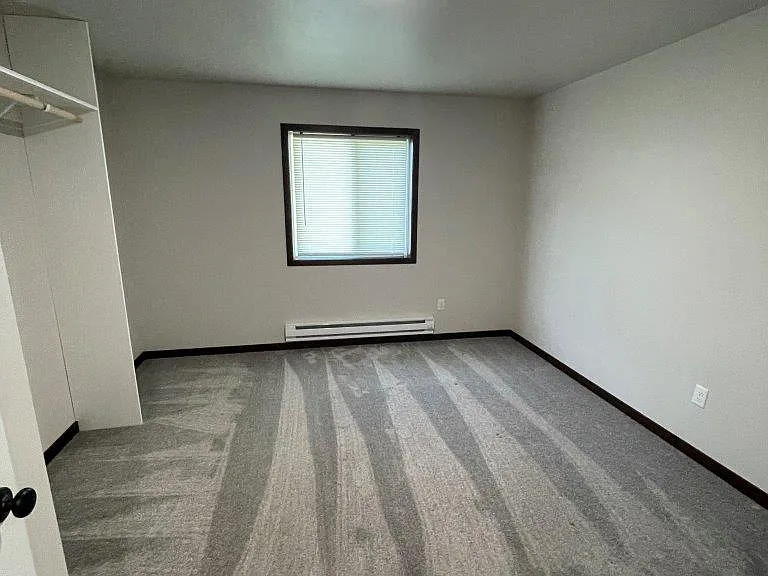 SoDak Townhomes — Photo 8