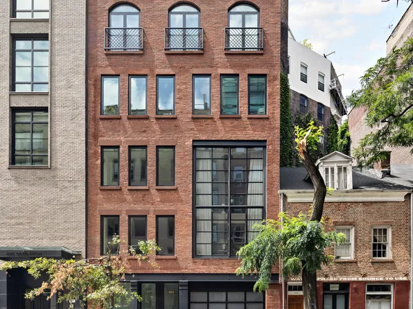 484 Greenwich Street image 1 of 40