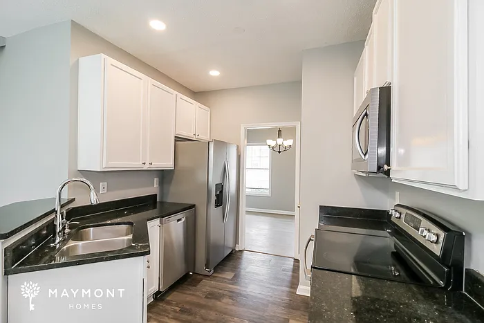 6616 Wellesley Dr — Photo 7