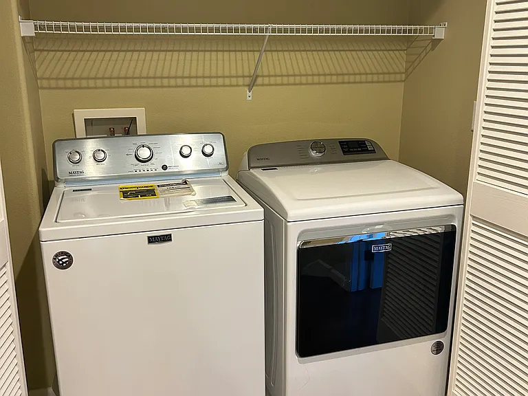 LARGE SIZE WASHER / DRYER