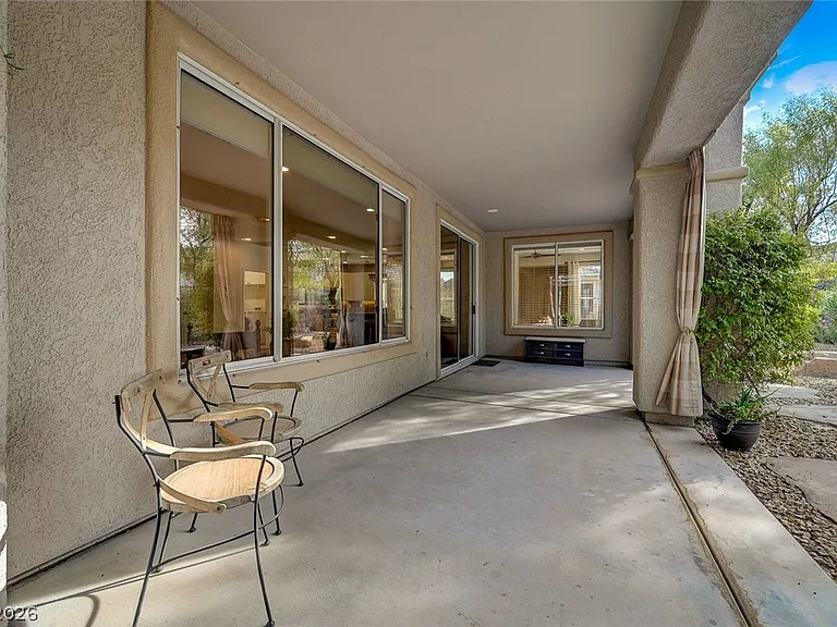 4589 Bersaglio St — Photo 36