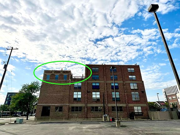 3rd image of 297 W Clay Ave APT 408