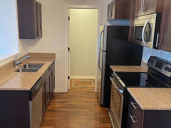 3rd image of 104-5525 Blake Cres #104