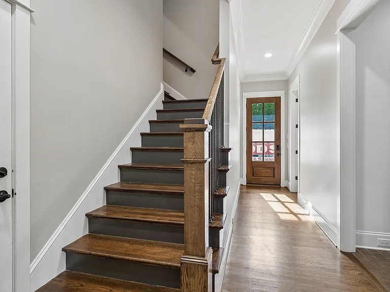 8231 Glover Dr — Photo 16