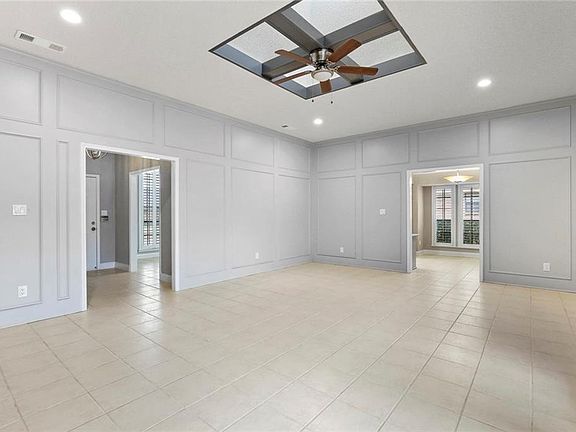 4th image of 2511 Buttercup Dr